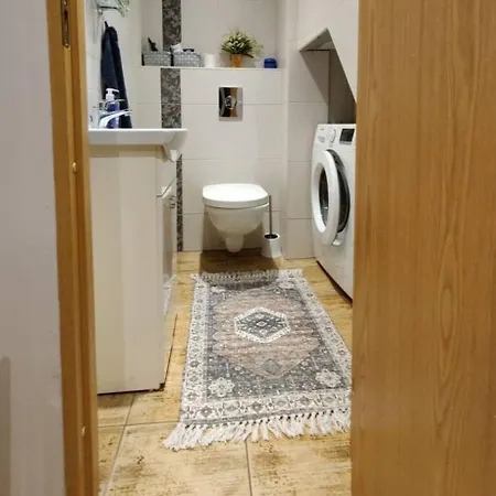 Cozy Center Apartment!