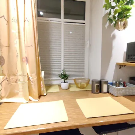 Cozy Center Apartment! 아파트 페르누